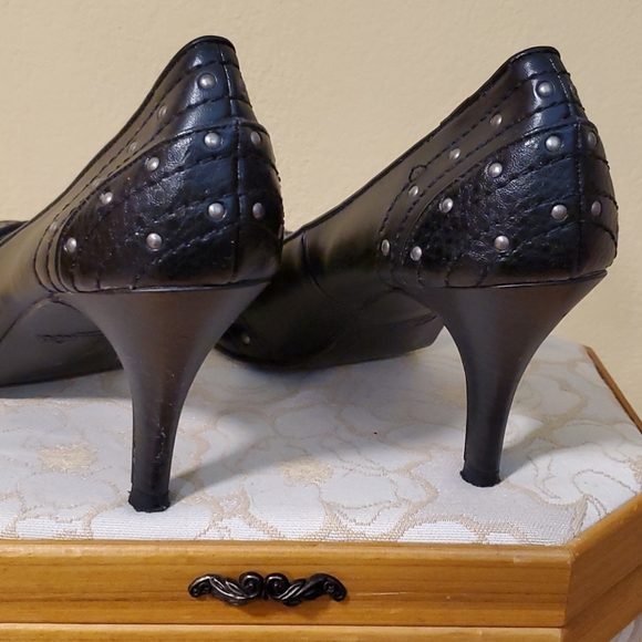 Candie's Black Heels With Studs - Picture 4 of 8